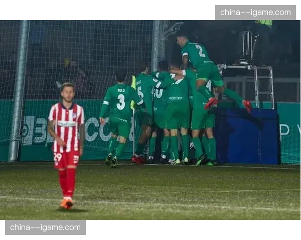 评论：赛季末轮保级混战，阿尔梅里亚、加的斯、塞尔塔三队仅差一分