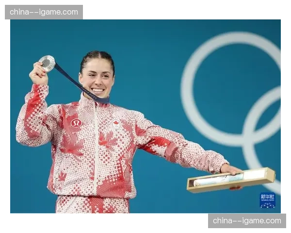 加拿大“长者力量举重”项目受欢迎,最高龄参与者87岁 加拿大“长者力量举重”项目受欢迎,最高龄参与者87岁